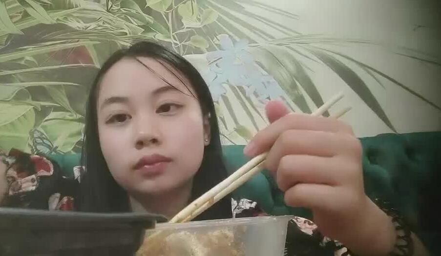 鸭哥08-17清纯学生妹私密约会实录