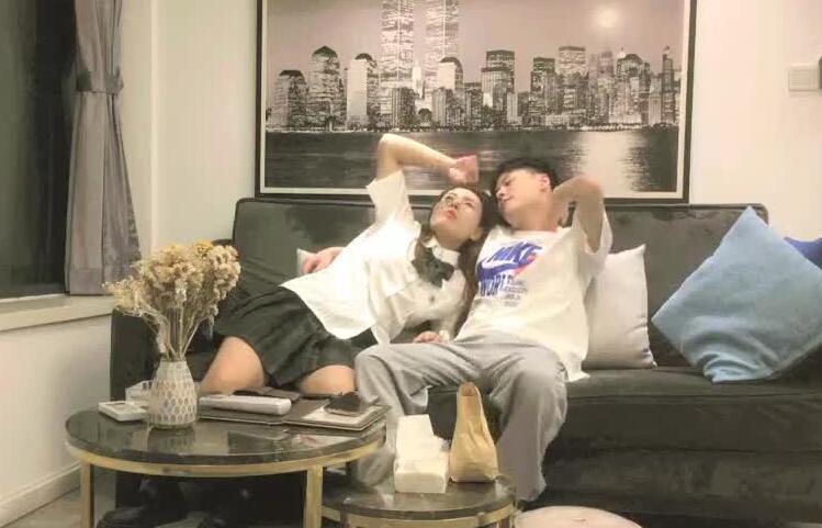 09-05 奧特曼激戰素人妹 真空上陣內射直擊 清純反差高潮實錄