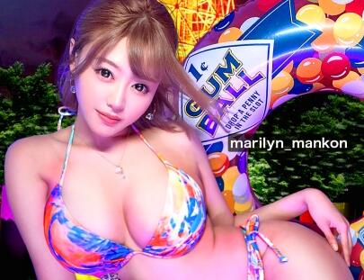 JNT-026 巨乳酒吧妹深夜服务生主动诱惑客人玩火