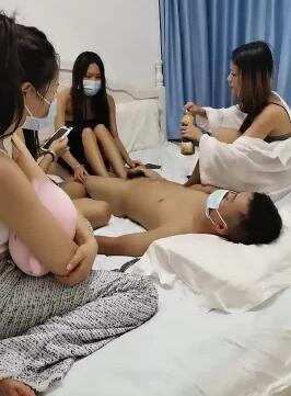 猛男独战四艳女 激情混战夜不休