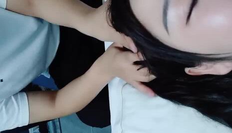 发廊小弟被会所女郎诱惑偷情 激烈交欢欲罢不能
