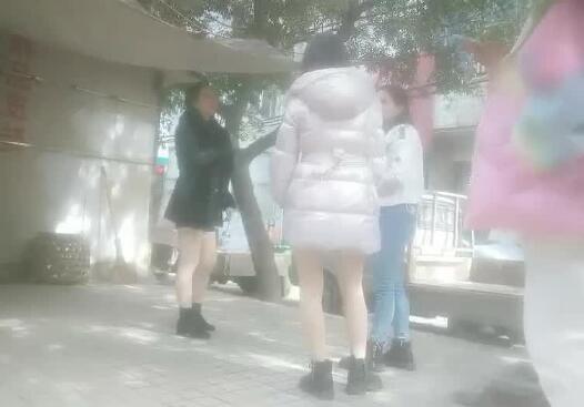 城中村站街女实拍户外直播真实记录