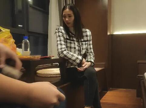 熟女精选11-13 饥渴中年妇女主动求欢实录
