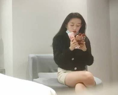 利哥寻花01-13 窈窕淑女极致诱惑，深夜独居激情碰撞