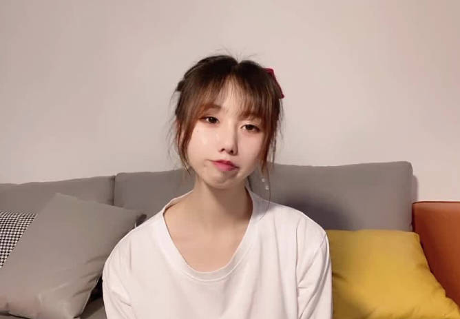 小桃激战口爆吞精+鸳鸯浴双倍刺激