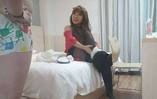 01-17探花柒探长邂逅清新性感妹 高颜值实战记录