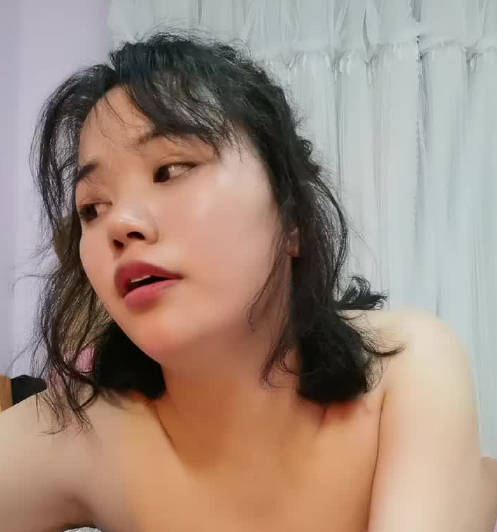 骚妻直播勾引老公 巨乳晃动激情四射