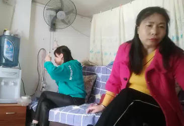 直播探秘白天鸡窝激情实录，刺激直击现场