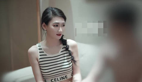 多乙 十八线新人女演员为求上位主动献身导演试镜