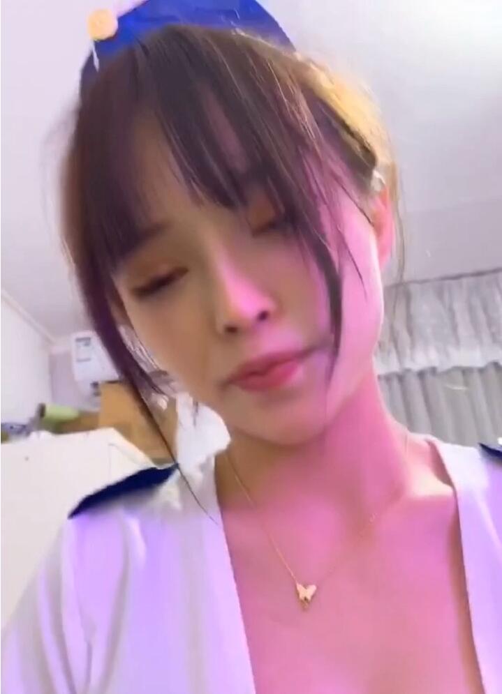 教室激情课桌play 00后学妹骑乘榨汁娇喘湿透