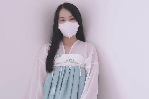 古風少婦小敏兒閨房秘戲 羅衫半解欲拒還迎的極樂纏綿