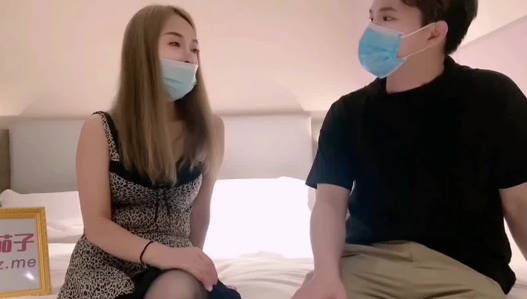 房东催租女房客以身抵债 出租屋激情戏码上演