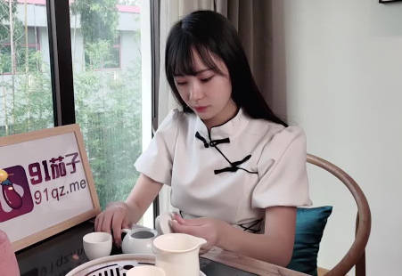 约炮卖茶女糖糖被颜射直拍 面基翻车现场