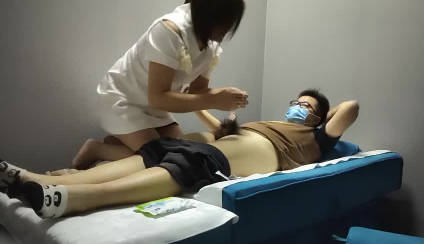 站街女直播拉客 丰满身材激情实战全记录