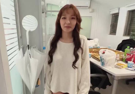 校園女神私下邀約多人狂歡 嬌喘連連濕身誘惑