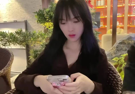 半雪-慾女騎乘榨汁夜戰 男友體力極限挑戰被迫整夜交纏
