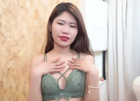 朋友娇妻趁他不在家偷偷上门服务 背德骑乘激烈输出