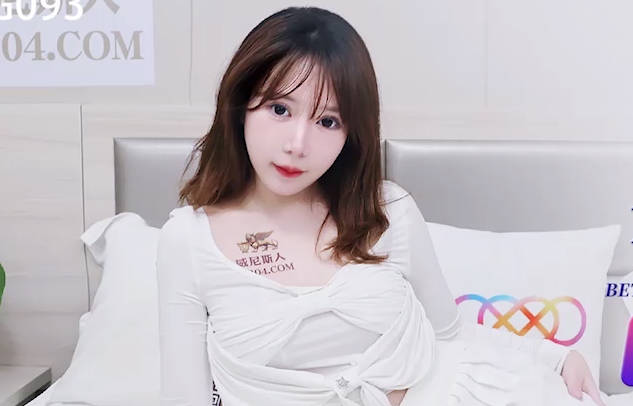 XKG093迷醉陷阱！繼母設局讓女兒喝下催情藥 多人輪流玩弄無力反抗