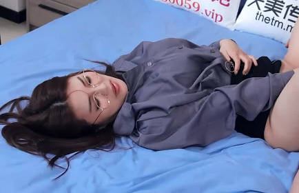 TMP0027 职场女强人被巨根征服 办公室激情惩罚