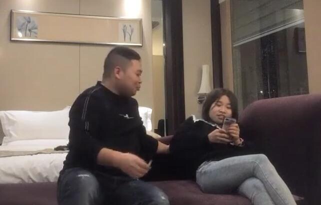叶总探花11-13 总裁深夜调教应届生 酒店制服妹主动索求开发
