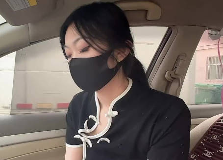兼職女大生課後秘密教學 深夜一對一補習變火熱互動