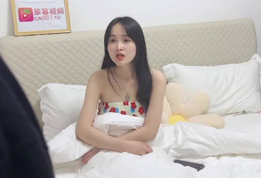 兄弟出差留嬌妻在家 深夜強制征服人妻激烈反抗更興奮