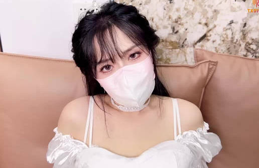 樱空桃桃成年礼惊喜 表妹羞涩初体验被开发