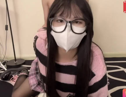 小敏兒-深夜閨房禁忌戀 熟女表姐設局誘惑純情處男表弟