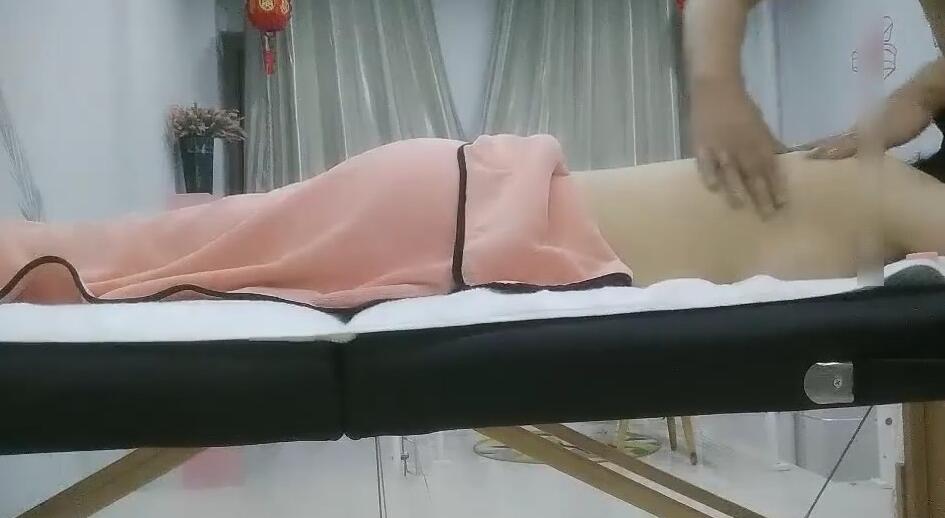 SPA12-20熟女技师精油按摩 隐秘服务极致诱惑体验