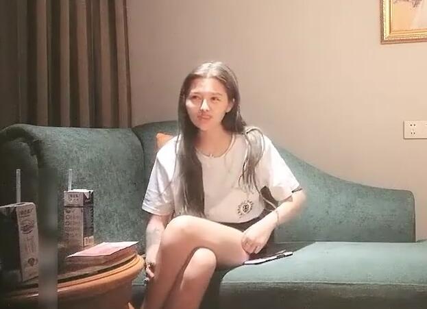 91沈先生12-5花臂辣妹纹身挑逗 深夜激战欲罢不能