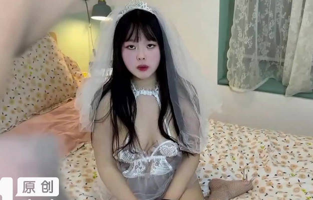 SZL-004 狼族末夜激情交纏！三匹野狼瀕死前最狂野的慾望解放