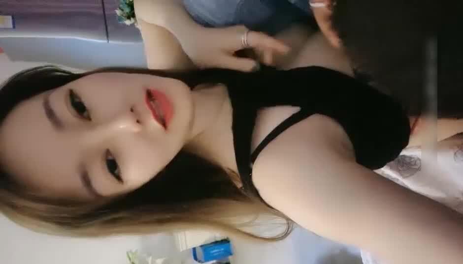 性趣事03-30深夜卧室母子禁忌之恋激情碰撞