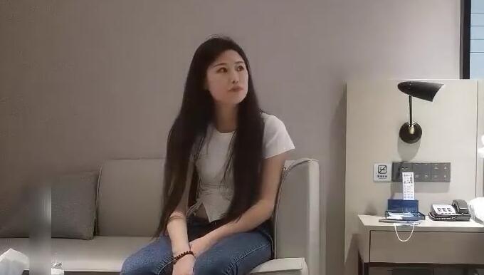 小祁探花03-08高挑御姐黑丝制服私拍 长腿互动极致诱惑