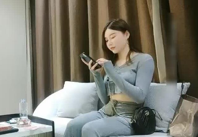 91沈先生04-16 寂寞人妻深夜难耐，主动勾引激烈缠绵