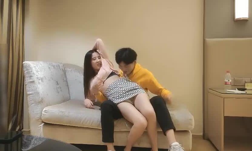 文轩探花05-02 课后白丝学妹主动求教 私密辅导变激情教学