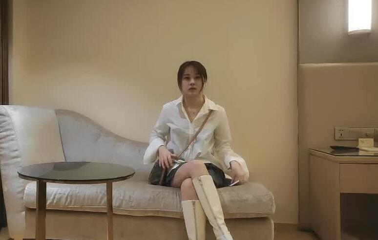 05-03清純少女初嘗禁果，濕身誘惑讓你心跳加速