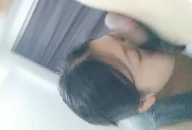 饥渴人妻酒店密会 狂野交缠直至天明