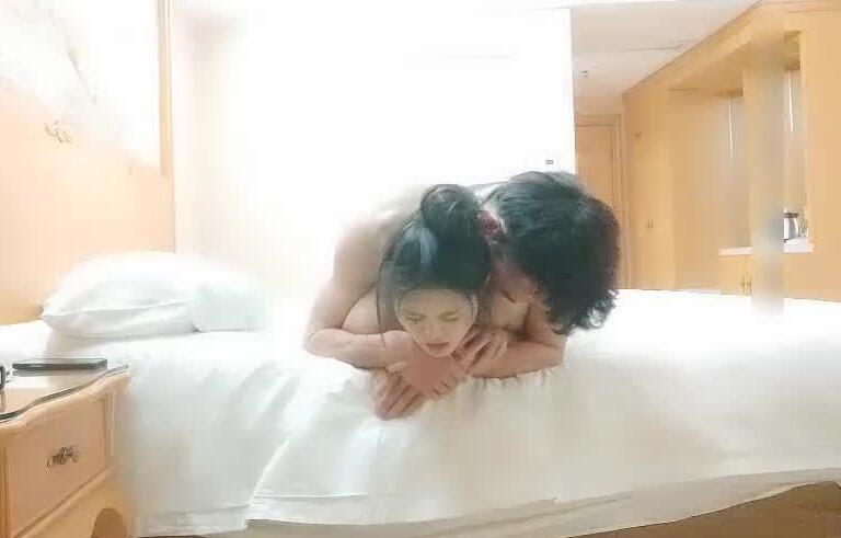 91沈先生05-03良家兼职少妇私下玩很开