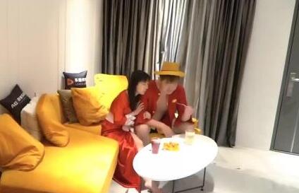 LB014女帝餐桌羞恥調教 路飛淪陷霸氣逆推名場面