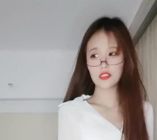 丽曦05-06 深夜真人互动 湿身热舞直捣敏感带