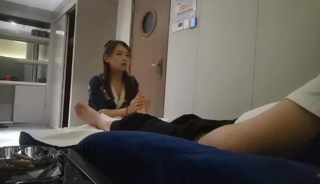 05-16按摩店暗夜誘惑！騷技師超會玩老司機偷拍完整實錄