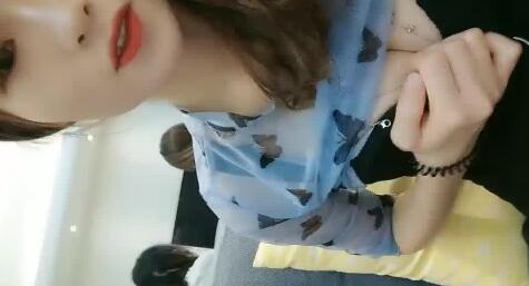 饥渴美艳人妻联手闺蜜诱惑猛男3P激战