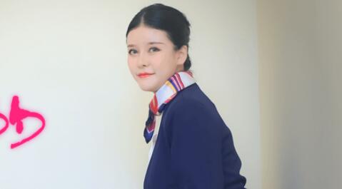 91CM-139空姐蕭薔酒店兼職 制服誘惑1v1私密互動激情四射