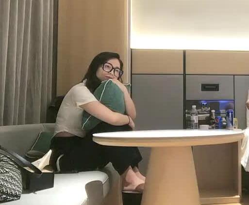 91約妹達人07-24青澀校園戀重燃！老同學深夜禁忌纏綿回憶殺