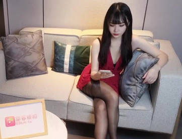 懦弱丈夫目睹嬌妻出軌 憤怒爆發內射懲罰淫蕩人妻