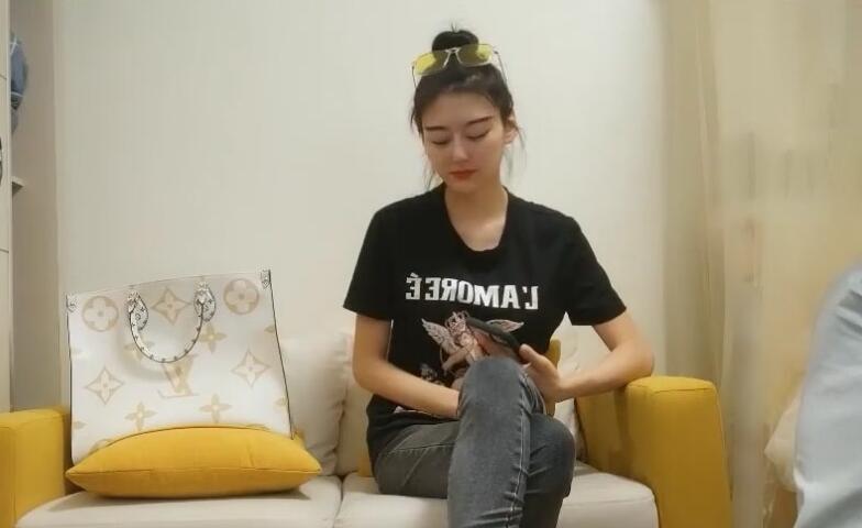 二狗探花11-23极品美模激情对戏，高清实战一镜到底