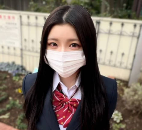 FC2PPV-4652724 清纯少女饥渴索求无套直入 粗暴抽插哭喊颤抖内射中出