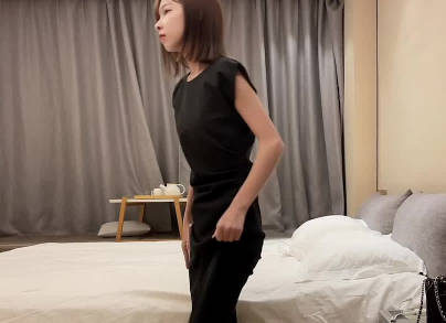 短发娇小妹子尹志平被约实录-苗条身材激情碰撞
