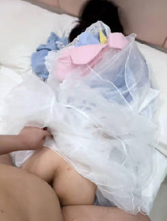 父債女償！清純洛麗塔初次獻身抵債 嬌嫩身軀被迫承受粗暴侵犯