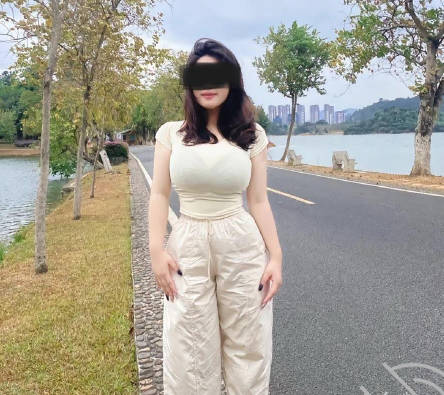 人妻閨蜜的禁忌遊戲 巨乳少婦30分鐘極樂饗宴